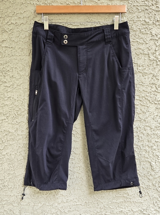 Pants - Columbia Omni Shade Black Crop Utility Capris